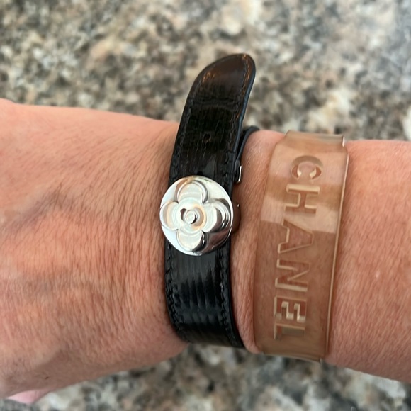 Louis Vuitton Mat Monogram Wish Bracelet - Picture 2 of 9